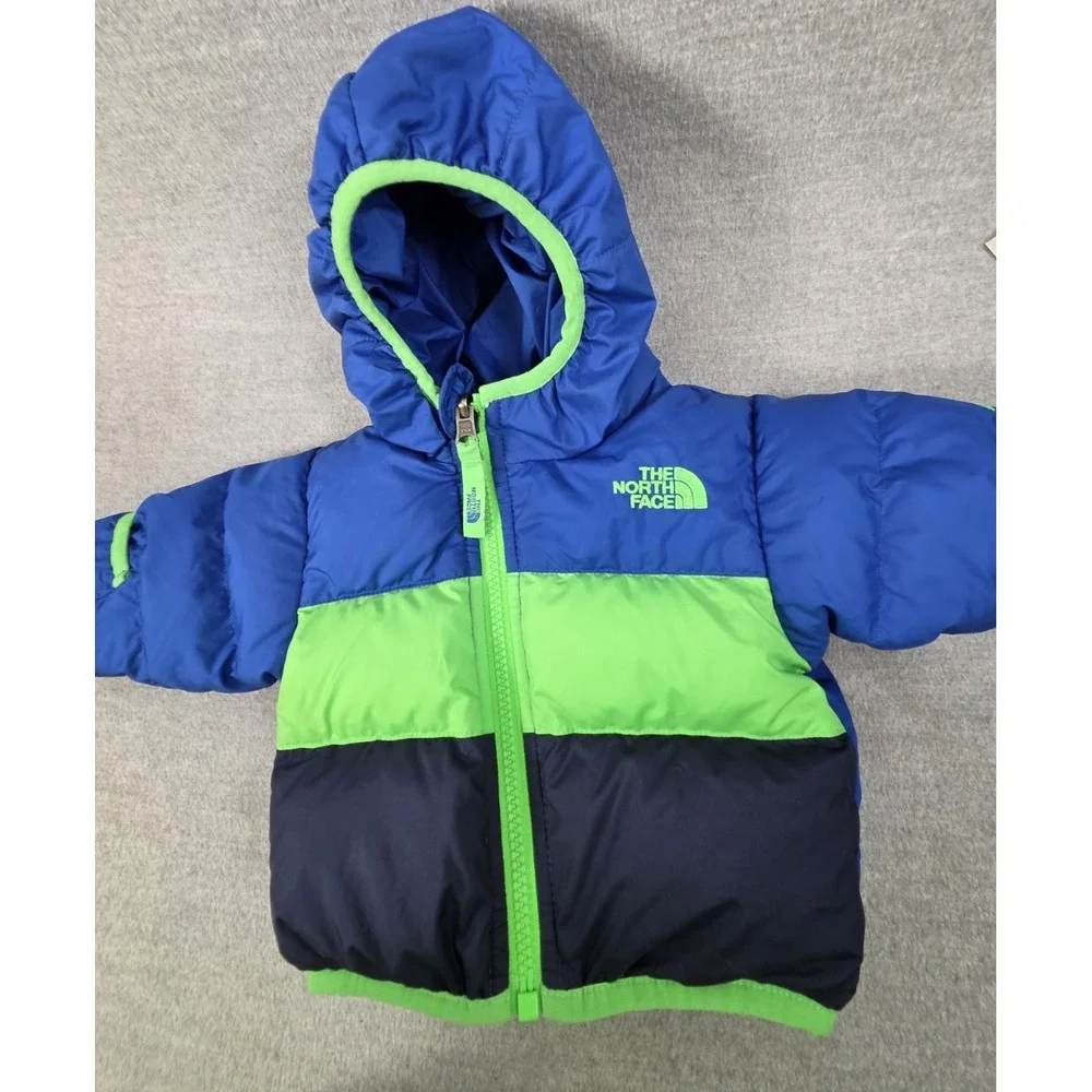 The North Face Moondoggy 550 Down Reversible Puffer Jacket Coat Boys 6-12 Mos